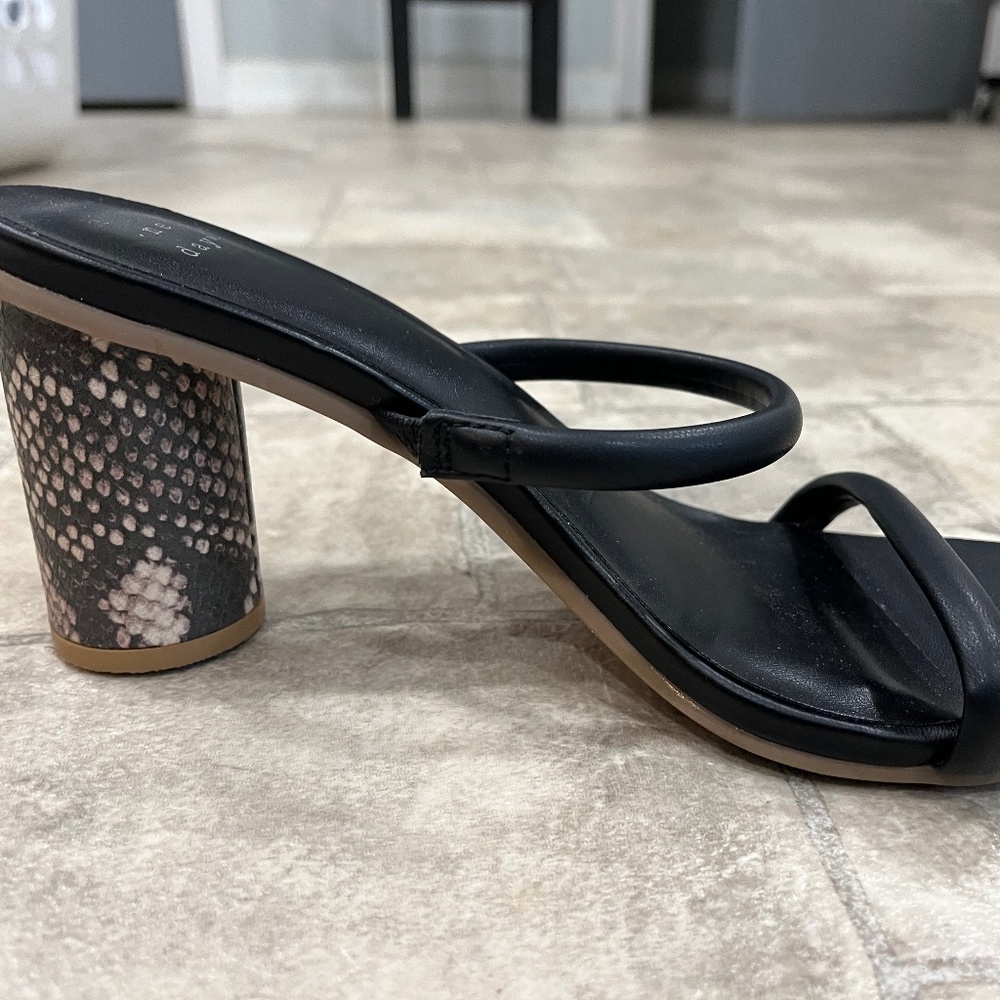 Ladies Sandals